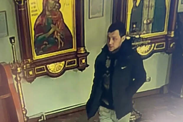 В Иркутске мужчина украл ювелирные украшения с иконы Николая Чудотворца