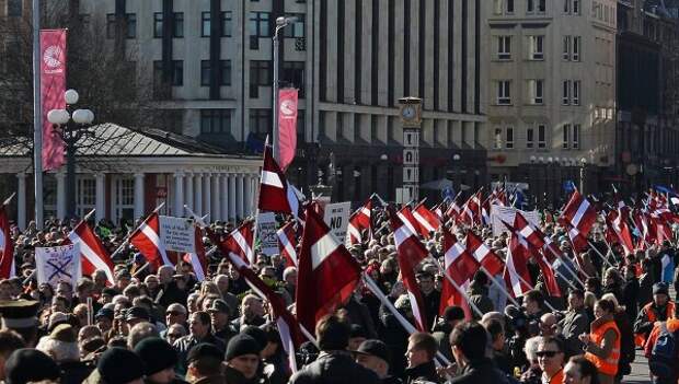 Шествие участников легиона Ваффен СС в Риге. Архивное фото.