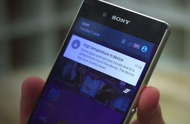 Смартфон Sony Xperia Z4