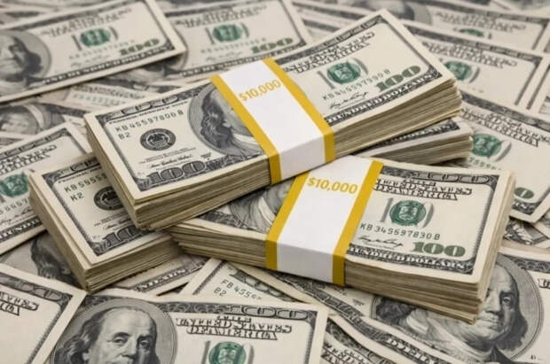 ЦБ снизил курс доллара до 81,88 рубля