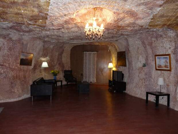 Опаловый подземный город Кубер-Педи