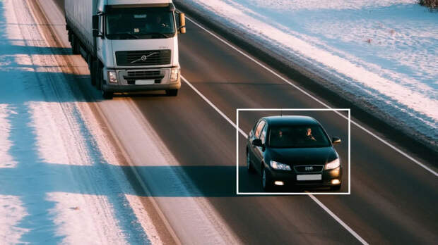 Можно ли пересекать сплошную линию разметки, если её не видно под снегом