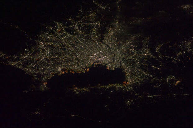 Ночные города. Вид из космоса. (29 фото)