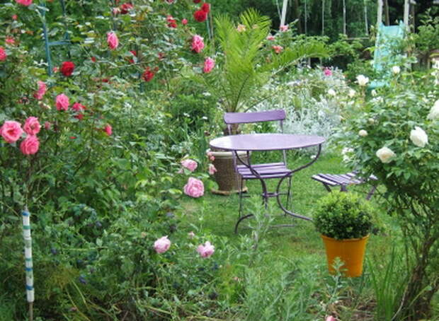 4497432_rosesingardenrelaxnooks3 (600x440, 119Kb)