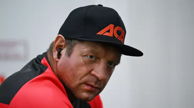 Александр Емельяненко выступит вместо Василевского на турнире в Сыктывкаре