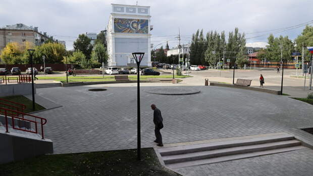 Площадка, где установят памятник Достоевскому / Фото: Екатерина Смолихина, amic.ru