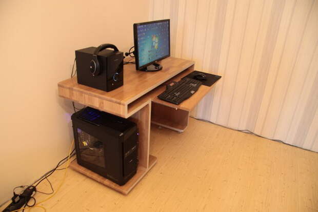 Классный компьютерный стол своими руками (пошагово, 31 фото, проект, чертежи)