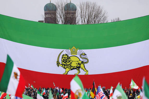 FT: оппозиционно настроенные иранцы перестали поддерживать военную кампанию США