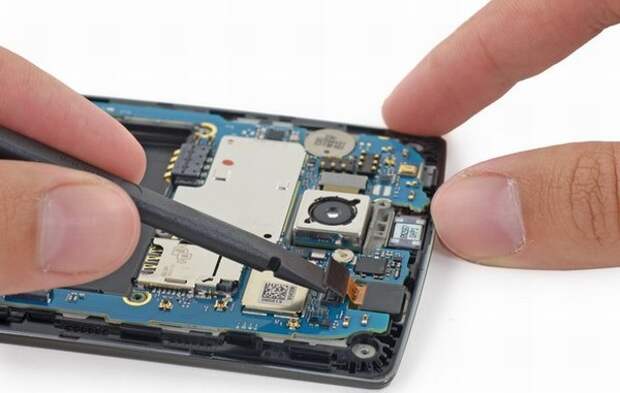смартфон LG G4