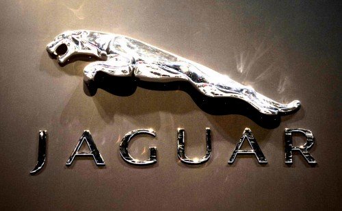 jaguar-car-logo-desktop-wallpaper-motorers