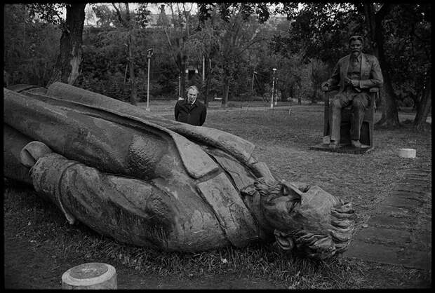 90-е глазами Лео Эркена