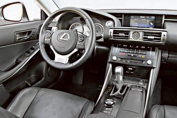 Lexus IS 250, 2 182 000 руб.