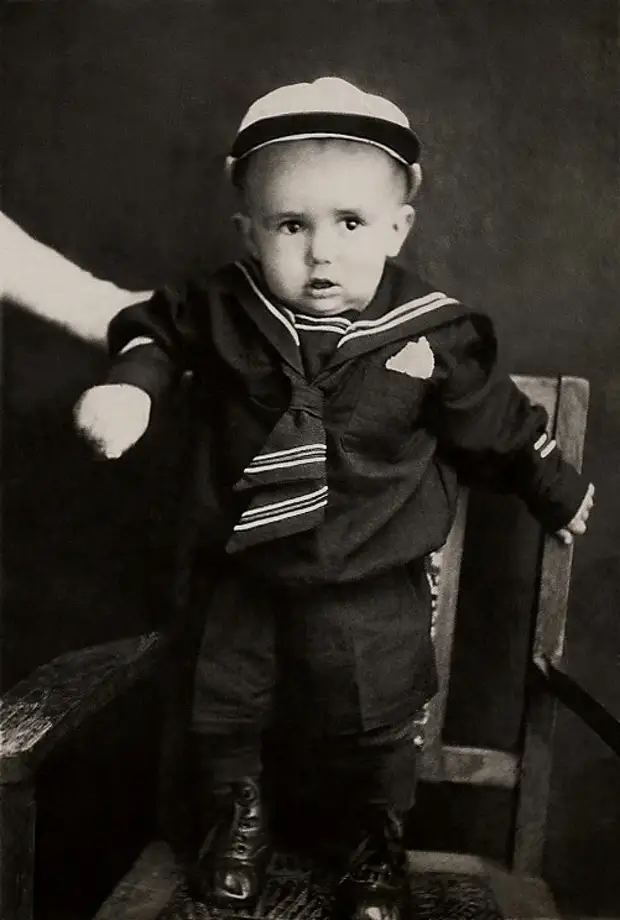 Помнится в детстве. Mark Twain childhood.