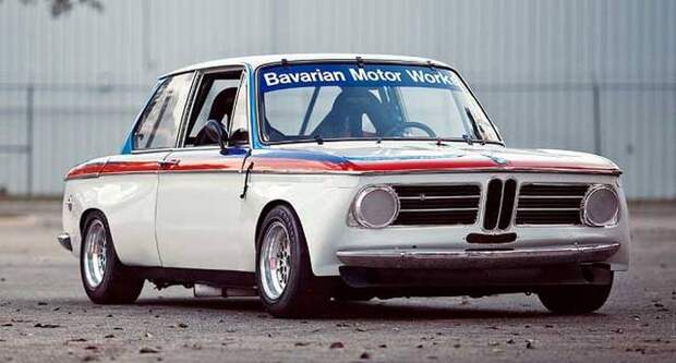 BMW 2002.