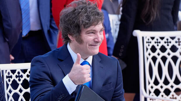 Посол Аргентины допустил встречу Милея с Путиным на международном форуме