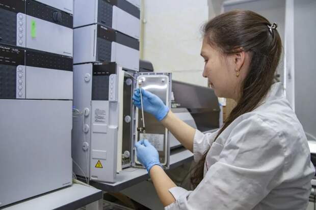 В импортной колбасе, поступившей в Астрахань, нашли антибиотики