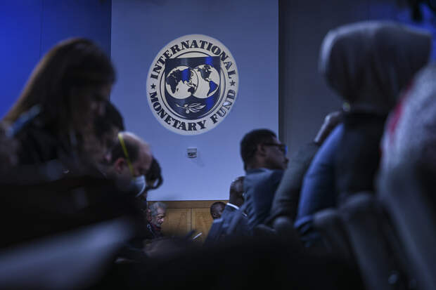 МВФ опроверг миф о росте экономики за счет военных расходов