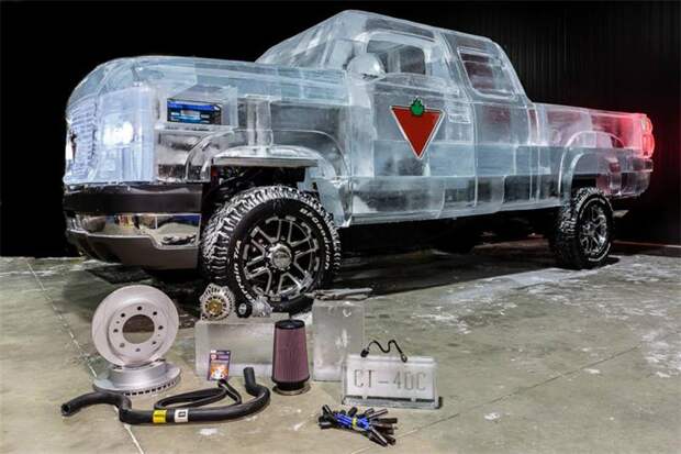 Canadian Tire Ice Truck - пикап с кузовом изо льда