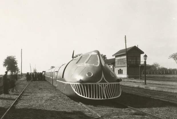 Прототип высокоскоростного поезда фирмы Талго вагоны, железнодорожные, изобретения, поезда, рельсы, факты, фантазии