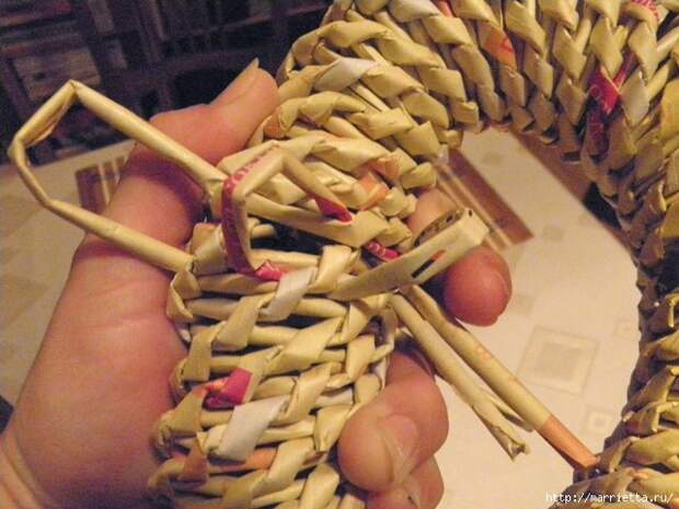 плетение из газет. венок спиральным плетением для пасхального декора (27) (640x480, 167Kb)