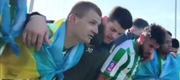 Львовский футбольный клуб «Карпаты» отстранил капитана за русский язык