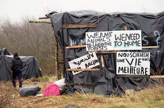 nelegal'nye migranty v Kale vo Francii (9)