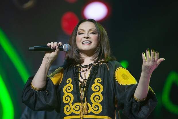 «Пора нажать на педаль»: внучка Софии Ротару вновь заговорила по-русски и сообщила о мечте