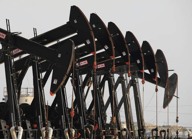 Нефтяная игра "кто первым моргнет или застрелится"
