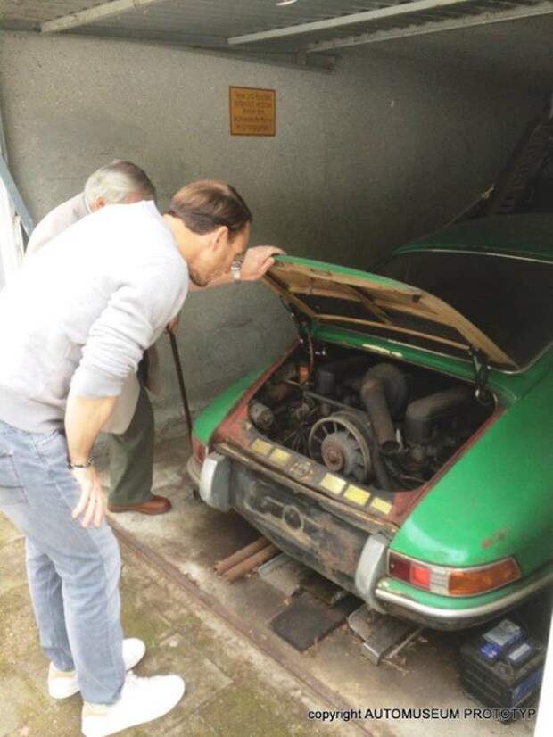 Найденный спустя 35 лет в гараже Porsche Найденный спустя 35 лет в гараже Porsche porsche, volkswagen, авто, находка, олдтаймер