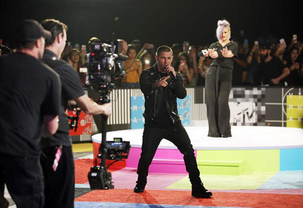 Церемония вручения наград MTV Video Music Awards 2015