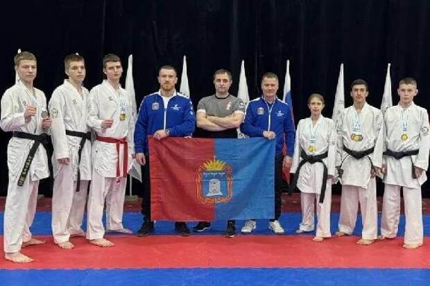 Тамбовчане завоевали комплект медалей на первенстве России по всестилевому каратэ