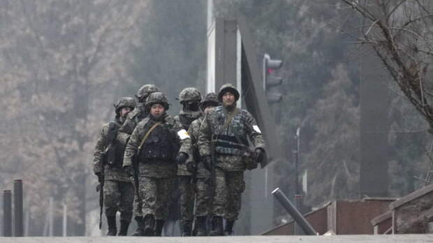 Участники протестов в Алма-Ате похитили более 1300 единиц оружия