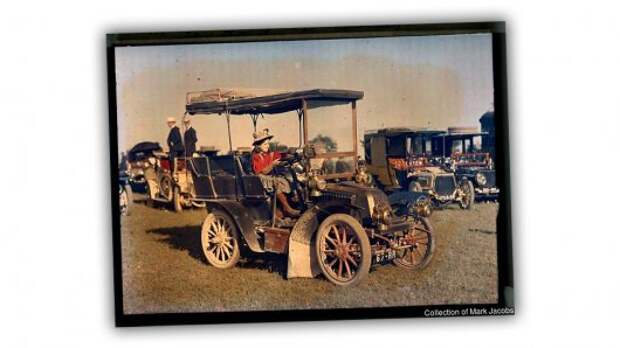 Это самая первая цветная фотография автомобиля