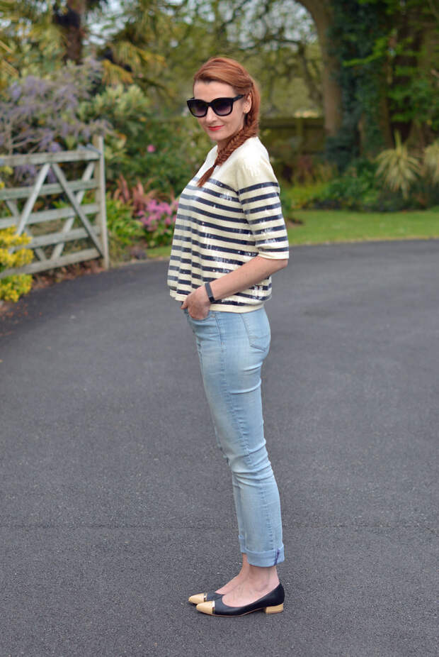 Sequinned Breton striped top, light wash NYDJ skinny jeans, pointed flats