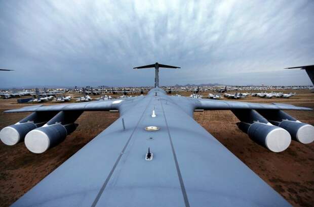 Davis-Monthan Air Force Boneyard – крупнейшее в мире кладбище самолетов
