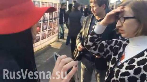 Эксперимент в Донецке: к мирным дончанам и ополченцам обращаются на украинском (ВИДЕО) | Русская весна