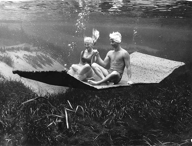 Фантастические ретро-фотографии со дна озера