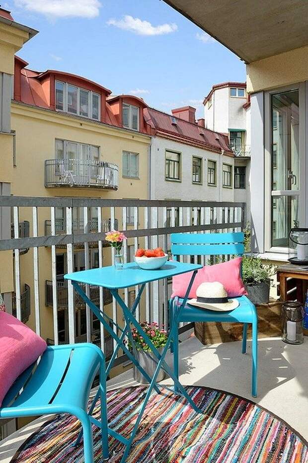 Очень красивые маленькие балконы
