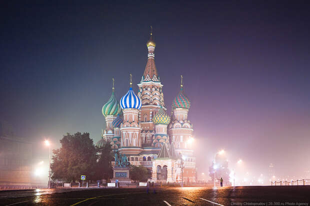 Задымленная Москва (21 фото) Задымленная Москва (21 фото)