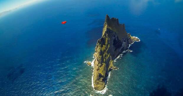 wingsuit-flying-over-the-worlds-tallest-volcano-stack-cover