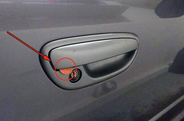 Всегда проверяйте двери автомобиля!