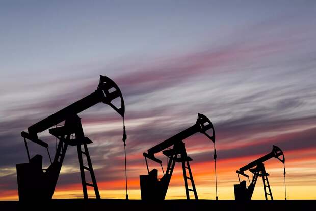 Поддержит котировки: как решение ОПЕК+ повлияет на цену нефти