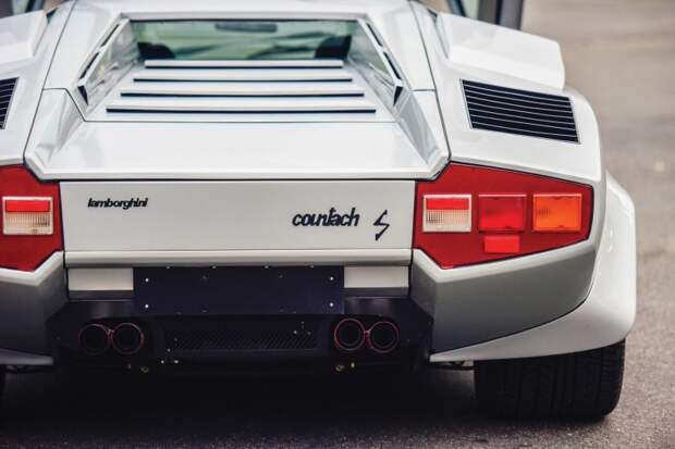 Полностью восстановленный Lamborghini Countach II 1981 года lamborghini, авто, автоаукцион, автомобили, олдтаймер, ретро авто, спорткар, суперкар