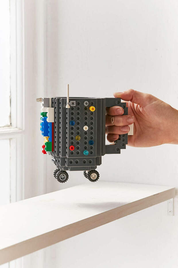 3. .Lego-кружка, которую можно дорабатывать вещь, радость