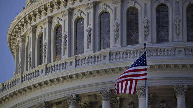 Сенат США поддержал пакет инициатив на $430 млрд по снижению инфляции