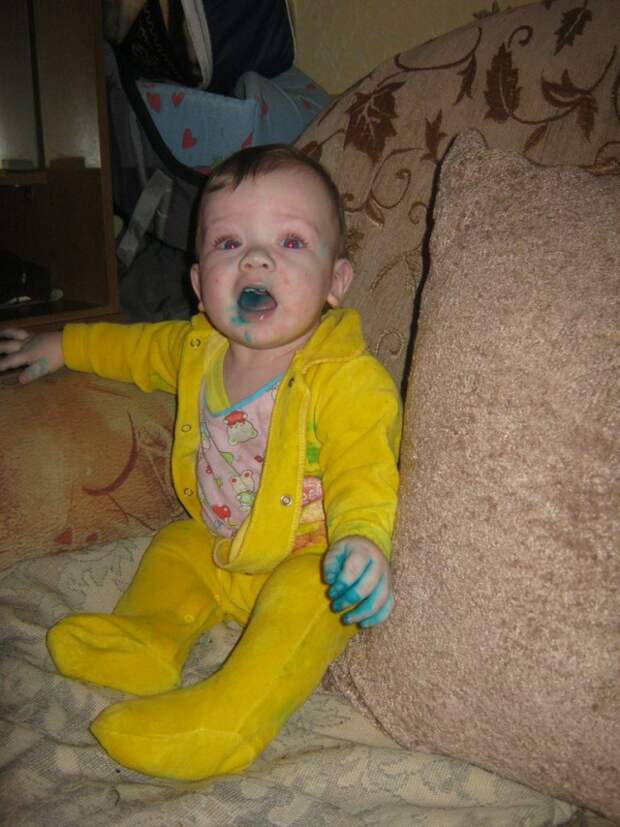 Малыши и зеленка дети, зеленка