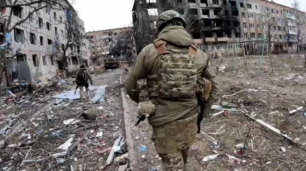 Британский эксперт: Россию устраивают как мир, так и продолжение войны