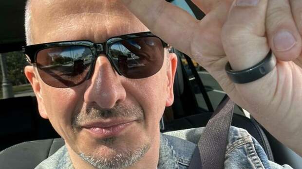 Константин Богомолов попросил снять его с поста и.о. ректора Школы-студии МХАТ