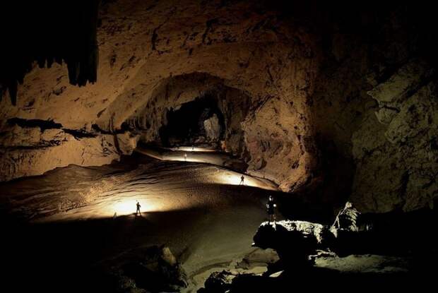 Самая глубокая в мире пещера (14)