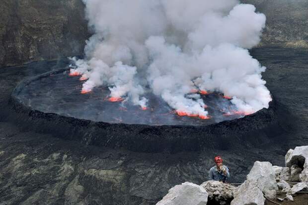 Кратер вулкана Nyiragongo (28 фото)